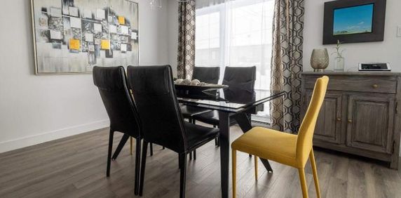 3 CH - 2 SDB - Waterloo - $1,975 /mo - Photo 2