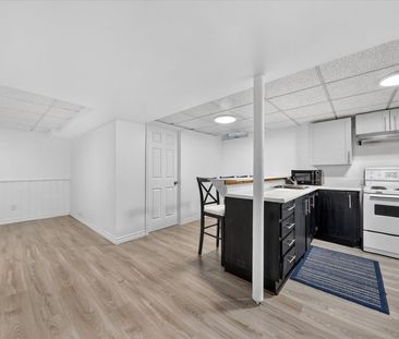 For Lease - 39 Longfellow Court, Whitby, Ontario - Photo 5