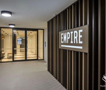 Experience the Best of Urban Living in the Heart of Woolloongabba! - Photo 4