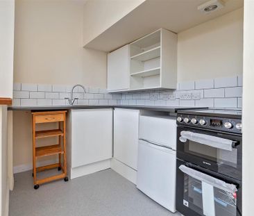 1 bedroom flat to rent - Photo 6