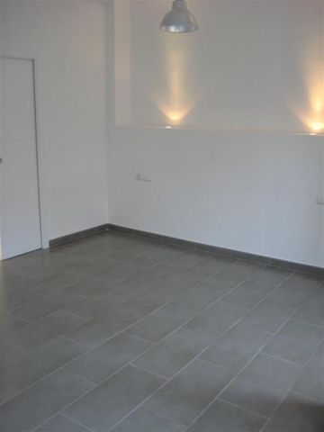 Piso de alquiler en Carrer de Llíria, El Carme - Photo 5