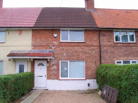 3 bedroom terraced house to rent - Photo 3