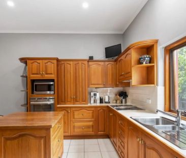 Brilliantly Located! An Idyllic Lifestyle Awaits! - Photo 1