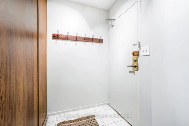 11 Wincott Drive #1915 - Photo 1