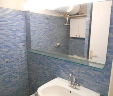 Studio de 18.90 m² avec kitchenette équipée. - Photo 3