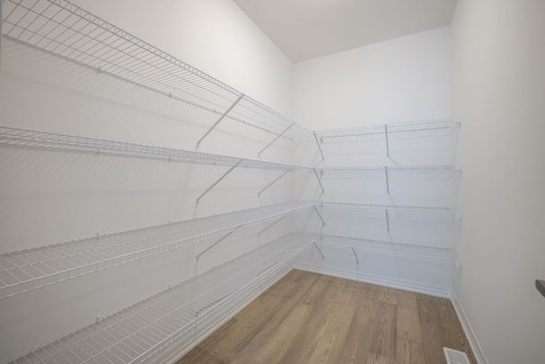 For Lease - 158 Hillcrest Road Unit# Main, Port Colborne, Ontario - Photo 1