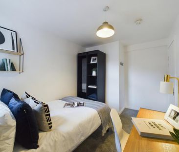 1 bedroom in a house share to rent - Photo 4