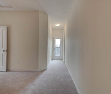 For Lease - 22 Griffith Street, Aurora, Ontario - Photo 5