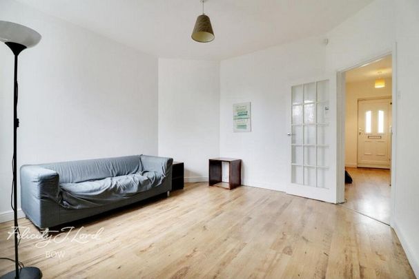 4 bedroom terraced house to rent - Photo 1