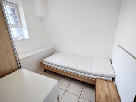 3 Bed Flat, Walker House, NW1 - Photo 3