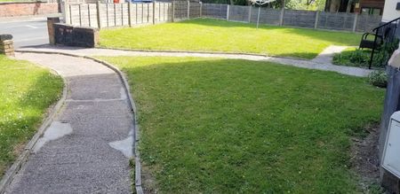 1 Bed Flat, Great Clowes St, M7 - Photo 3