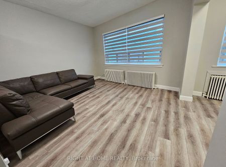 For Lease - 47 Dawes Road Unit# 2, Toronto, Ontario - Photo 3