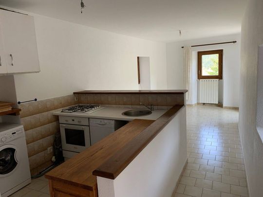 Location maison ancienne 3 pièces 52.65 m² à Faugères (07230) - Photo 1