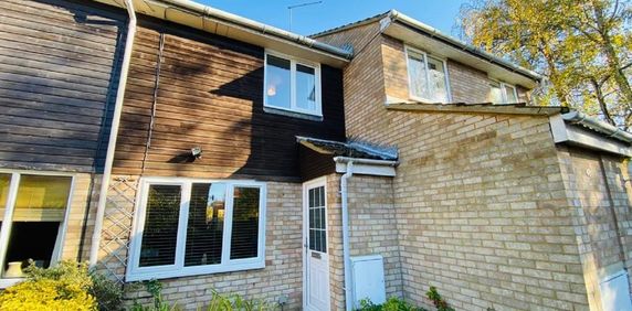 2 bedroom terraced house to rent - Photo 2