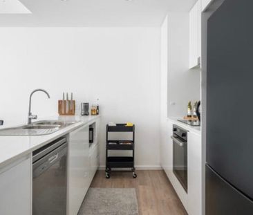 Varsity Lakes - Photo 3