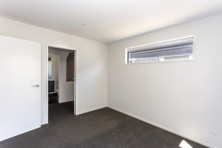 Modern three bedroom home in Halswell! - Photo 5