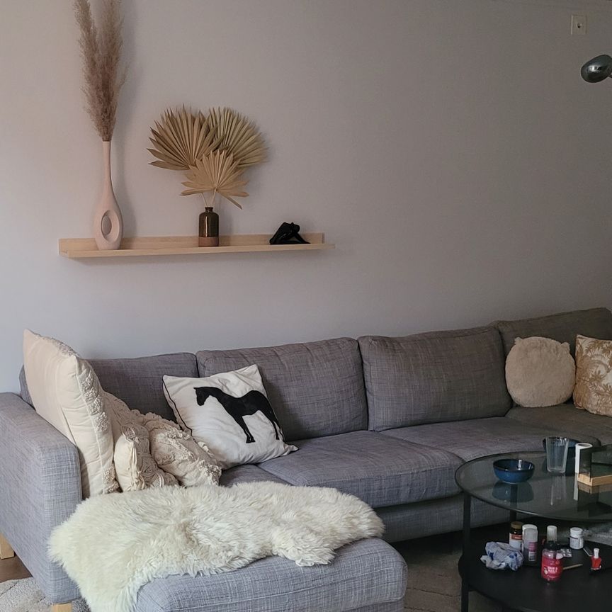 Glidflyktsgatan, Skarpnäck - Photo 1