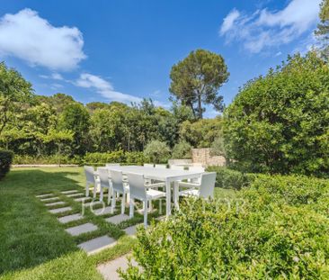 Tout savoir sur cette maison dans le quartier Village-Le Val-Cabrie... - Photo 5