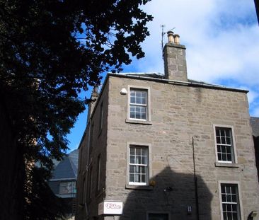 3 bedroom flat to rent - Photo 5