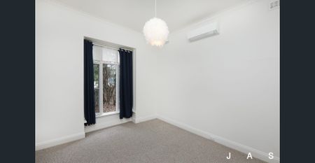 Well-Appointed Home in the Heart of Seddon - Photo 5