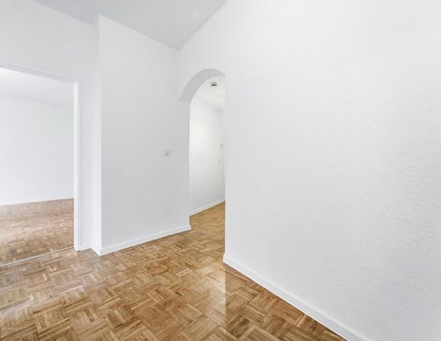 ERSTBEZUG nach Sanierung! 2,5-Zimmer-Wohnung in Essen-Leithe! - Photo 1