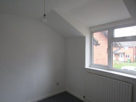 2 bedroom terraced house to rent - Photo 2