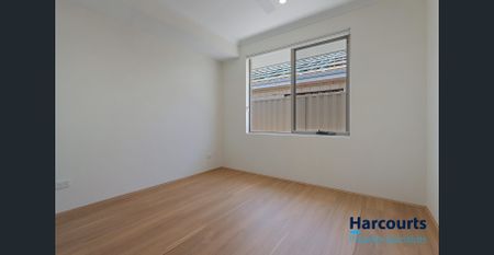 Brand-New Luxury Living in the Heart of Mandogalup - Photo 4