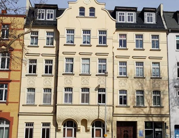 Charmante 2-RW mit Balkon & Bad mit Fenster, Dusche + Fussbodenheizung im Gera-Ost am Reußpark zu vermieten - Photo 1