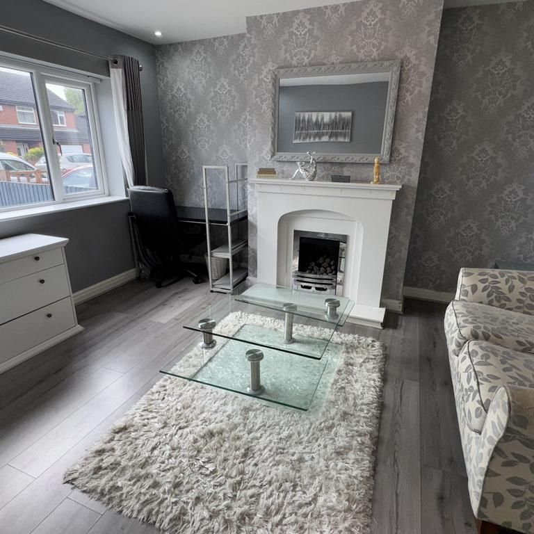 5 bedroom detached house to rent - Photo 1