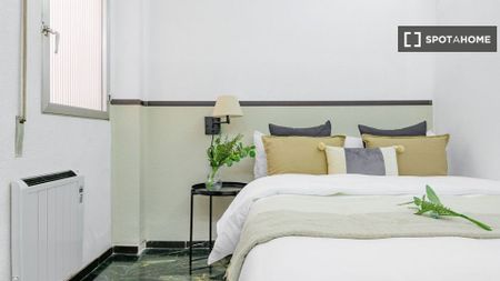 valencia, Valencian Community 46004 - Photo 3