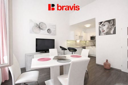 Pronájem bytu 3+kk 66 m² - Fotografie 2