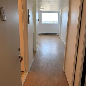 1 CH - 1 SDB - Montréal - $1,645 /mo - Photo 2