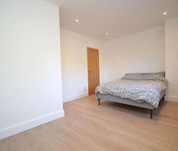 Victoria Street, St Albans, AL1 - Photo 2