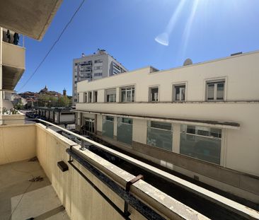 Location Appartement 3 pièces 78m² AUBAGNE 13400 - Photo 1