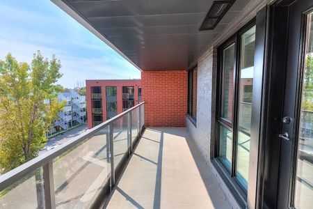 ERIN Condo apartments for rent in Pointe-Saint PSC - Photo 4