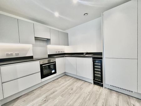 2 bedroom apartment to rent - Photo 4