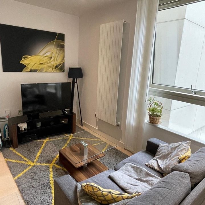 Studio Flat, Starboard Way, E16 - Photo 1