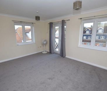 2 bedroom apartment to rent - Photo 4