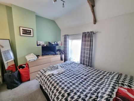 2 bedroom terraced house to rent - Photo 3