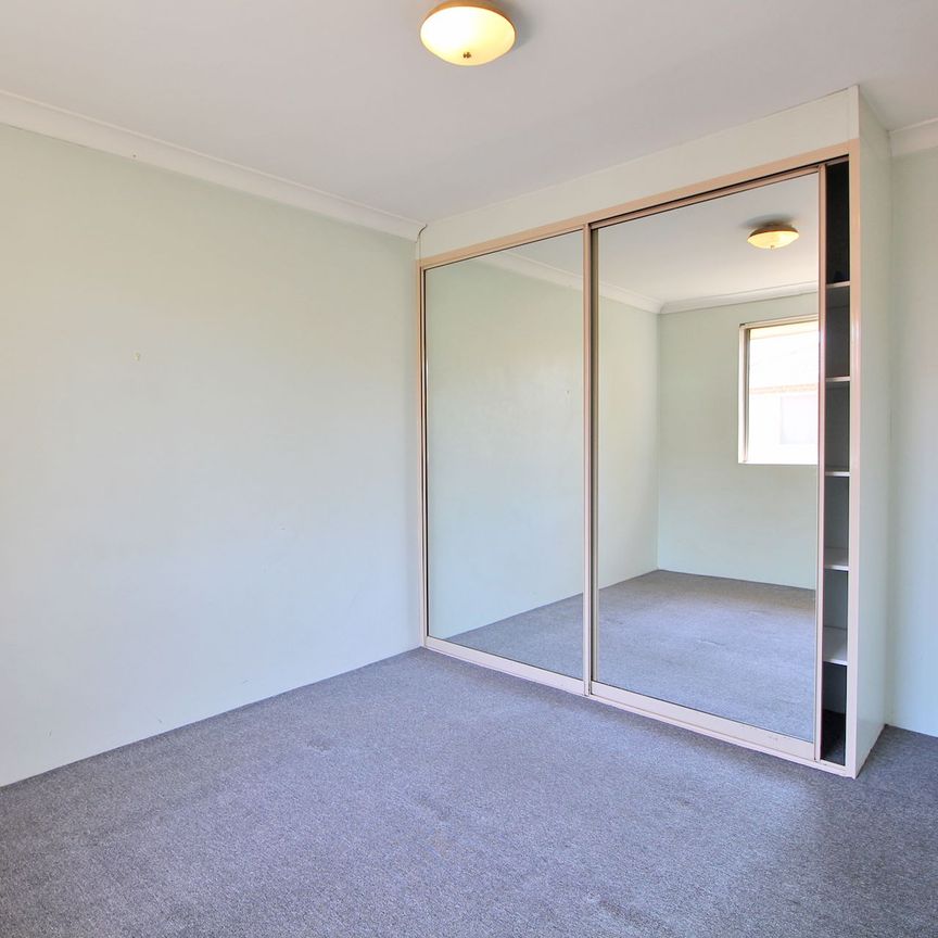 9/10-12 Fleet Street, North Parramatta. - Photo 1