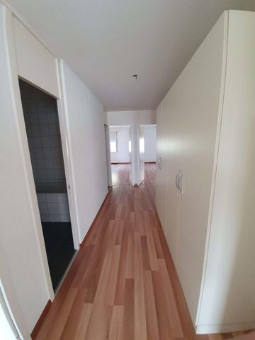 Rent a 3 ½ rooms apartment in Burgdorf - Photo 3