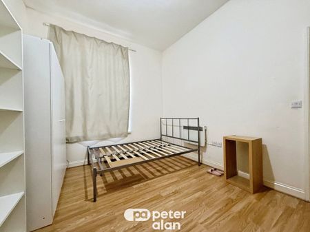 Newport Road, CARDIFF - Photo 4