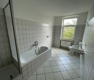 Rundum wohlfühlen: gemütliche 3-Zimmer-Wohnung mit Balkon <br> - Photo 1