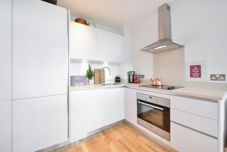 1 bedroom flat to rent - Photo 2