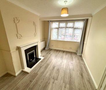 3 bedroom terraced house to rent - Photo 1