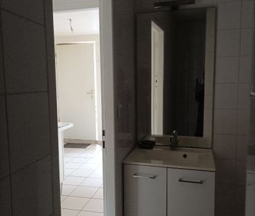 Location Appartement 2 pièces 20m² - Photo 2