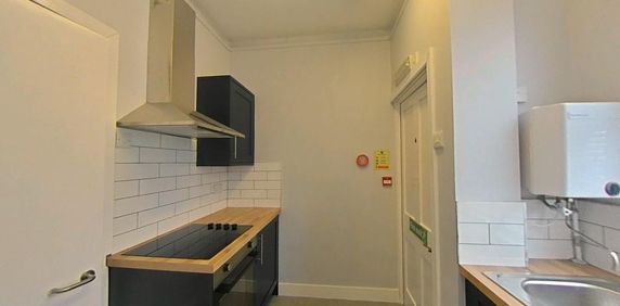 Groovy Towers, Leicester Road, Loughborough, LE11 - Photo 2