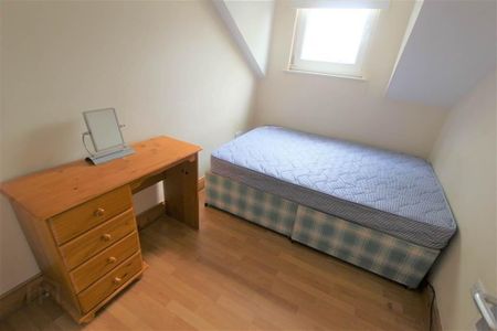 Apt 2, 45 Rugby Avenue, Off University Road, Belfast, BT7 1RD - Photo 3