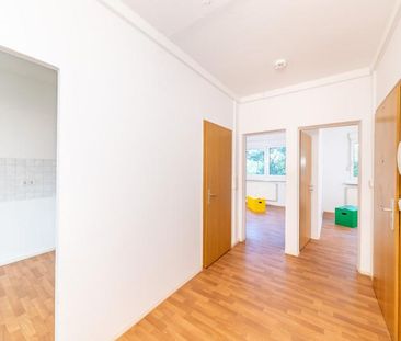 Familienfreundliche 4-Zimmerwohnung in Halle-Neustadt - Photo 4