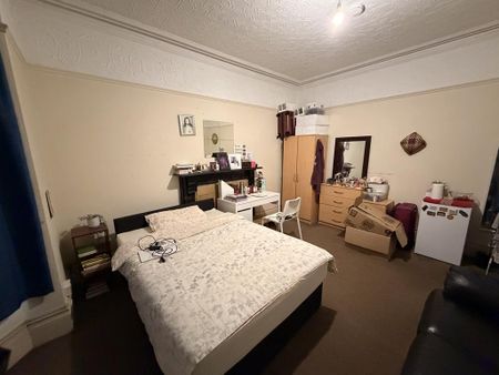 1 bedroom house of multiple occupation to rent - Photo 2